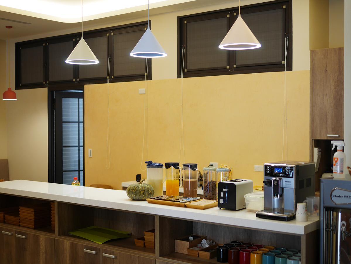 See Moon Homestay Yuchi Eksteriør billede